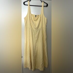 Old Navy Fit & Flare Sleeveless Linen-Blend Midi Dress in Butter Yellow